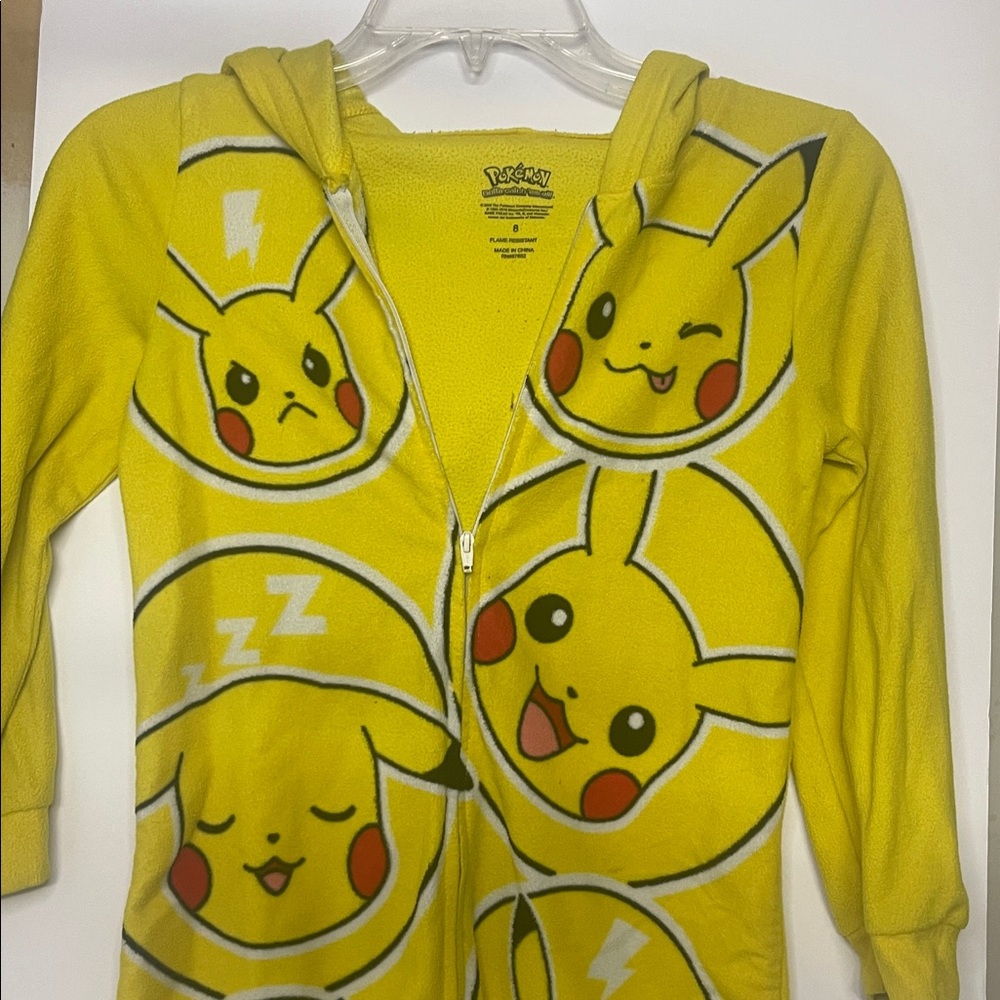 Pokemon Pikachu Yellow Zip-Up‎ Hoodie